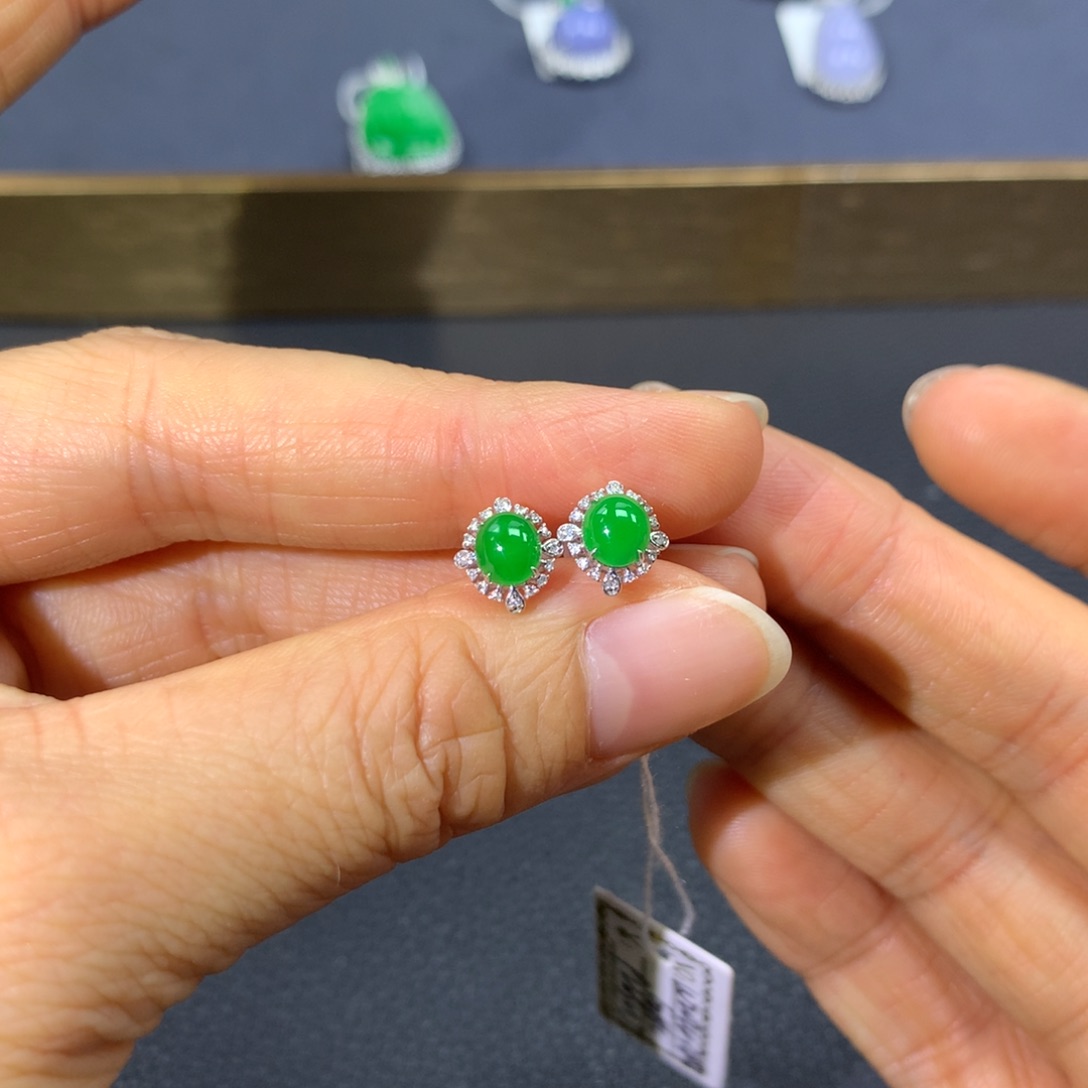 翡翠耳饰18K金镶嵌翡翠