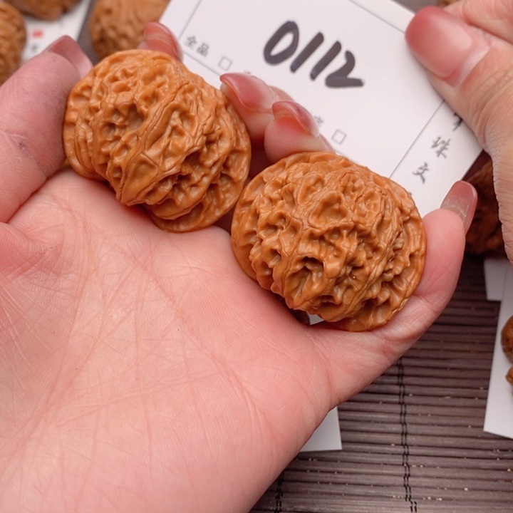 文玩核桃吊坠42苹果0112