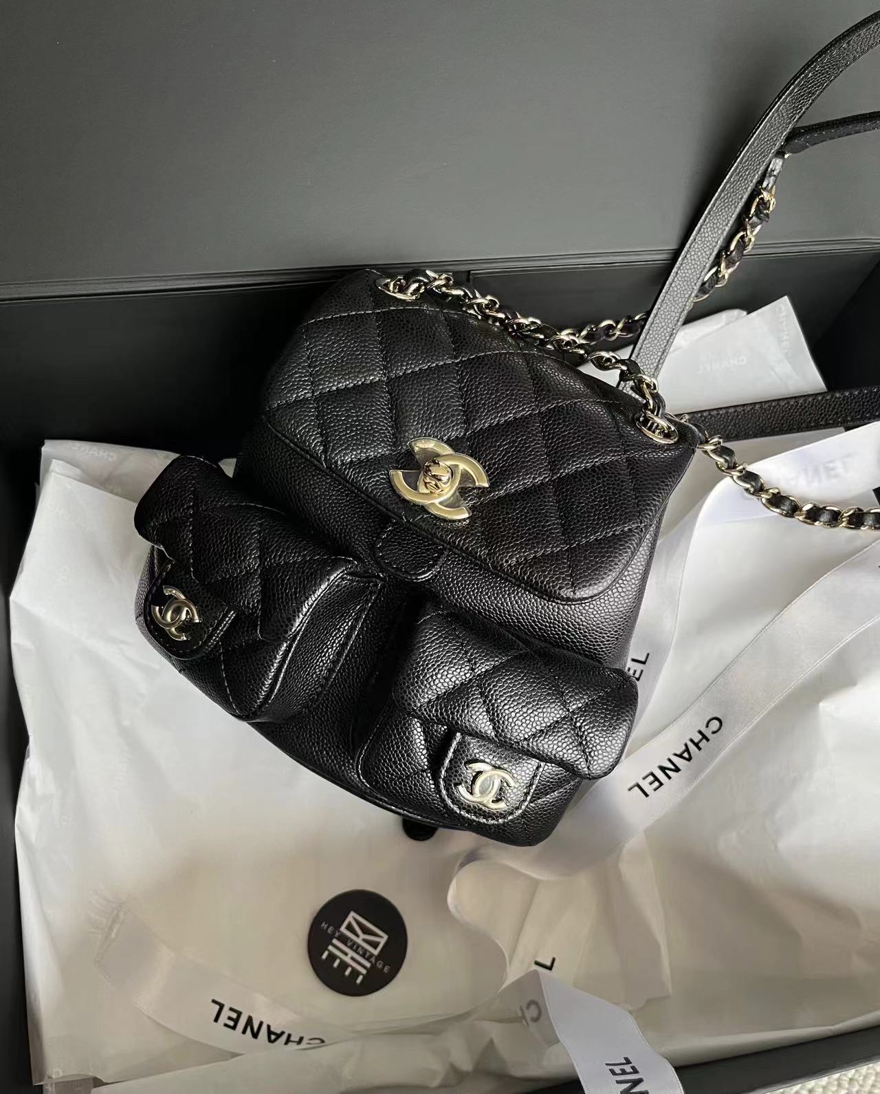 全新未使用 Chanel/香奈儿 黑金鱼子酱duma双肩包 16cm 11188523