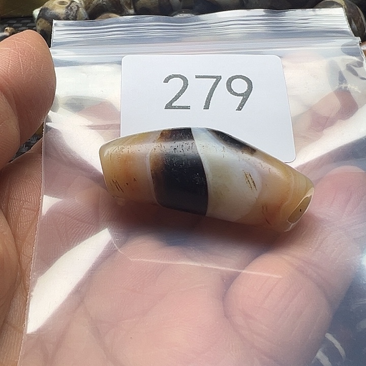 旭***源玛瑙/玉髓未镶嵌手链