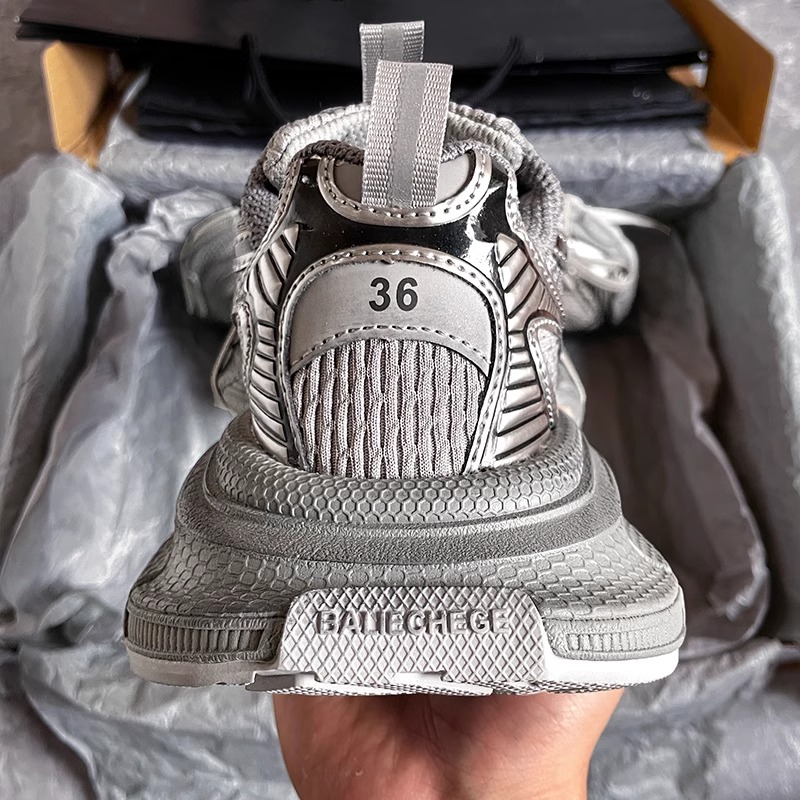 巴黎3xl老爹鞋男女款2024爆款百搭高颜值新版做旧厚底潮牌休闲鞋