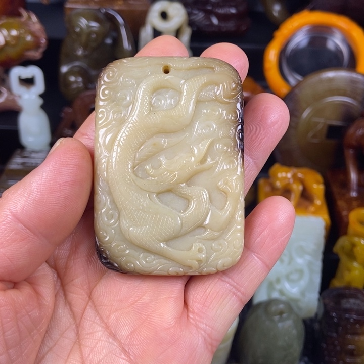 颈饰未镶嵌和田玉大***下