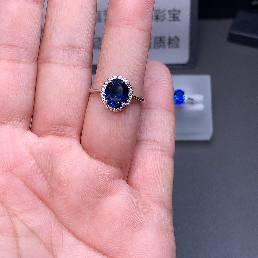 银S925镶嵌蓝宝石戒指