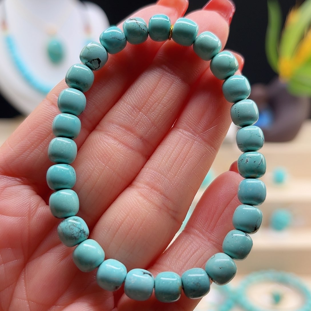 绿松石配饰未镶嵌