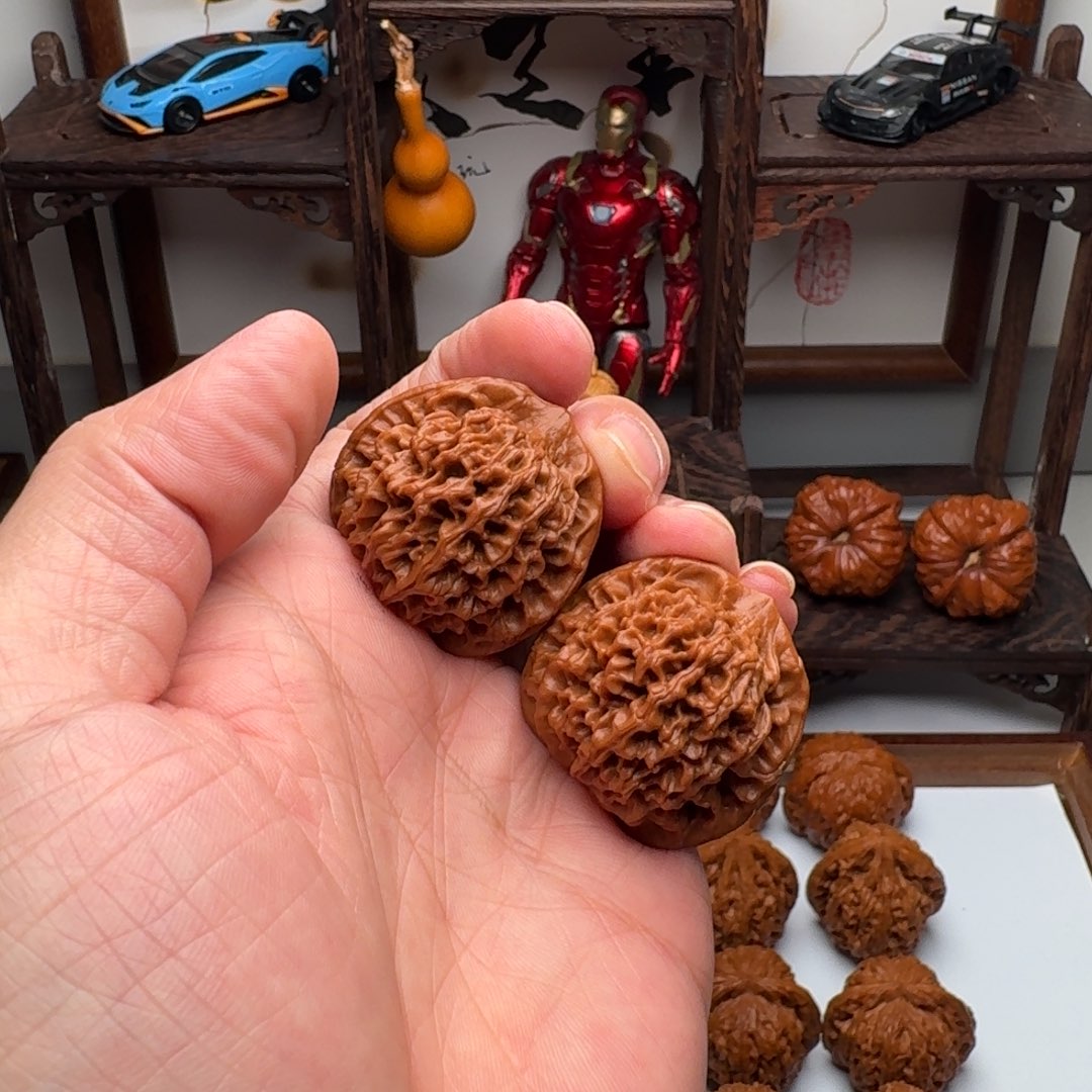 文玩核桃吊坠秦闷 37