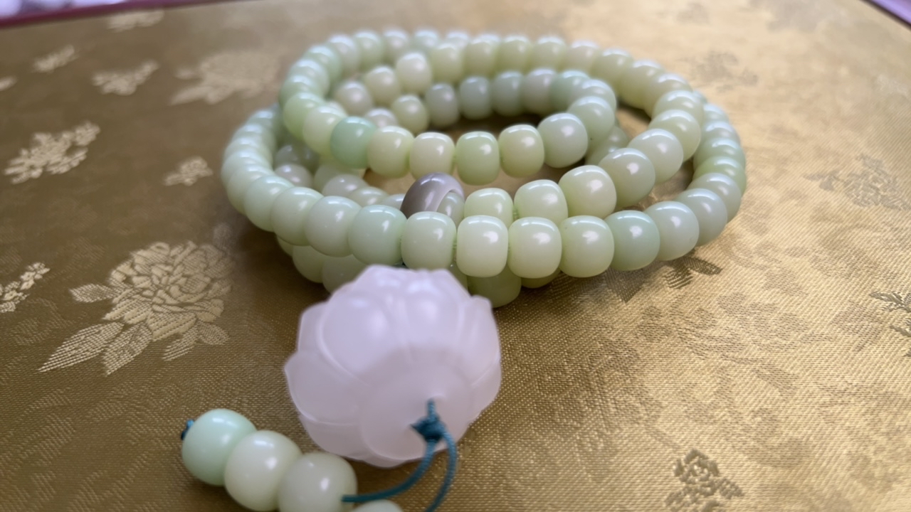 青菩提108脖挂 辉辉精选