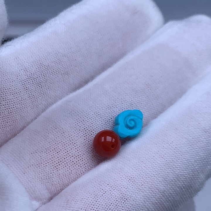 南红玛瑙未镶嵌珠宝奇石