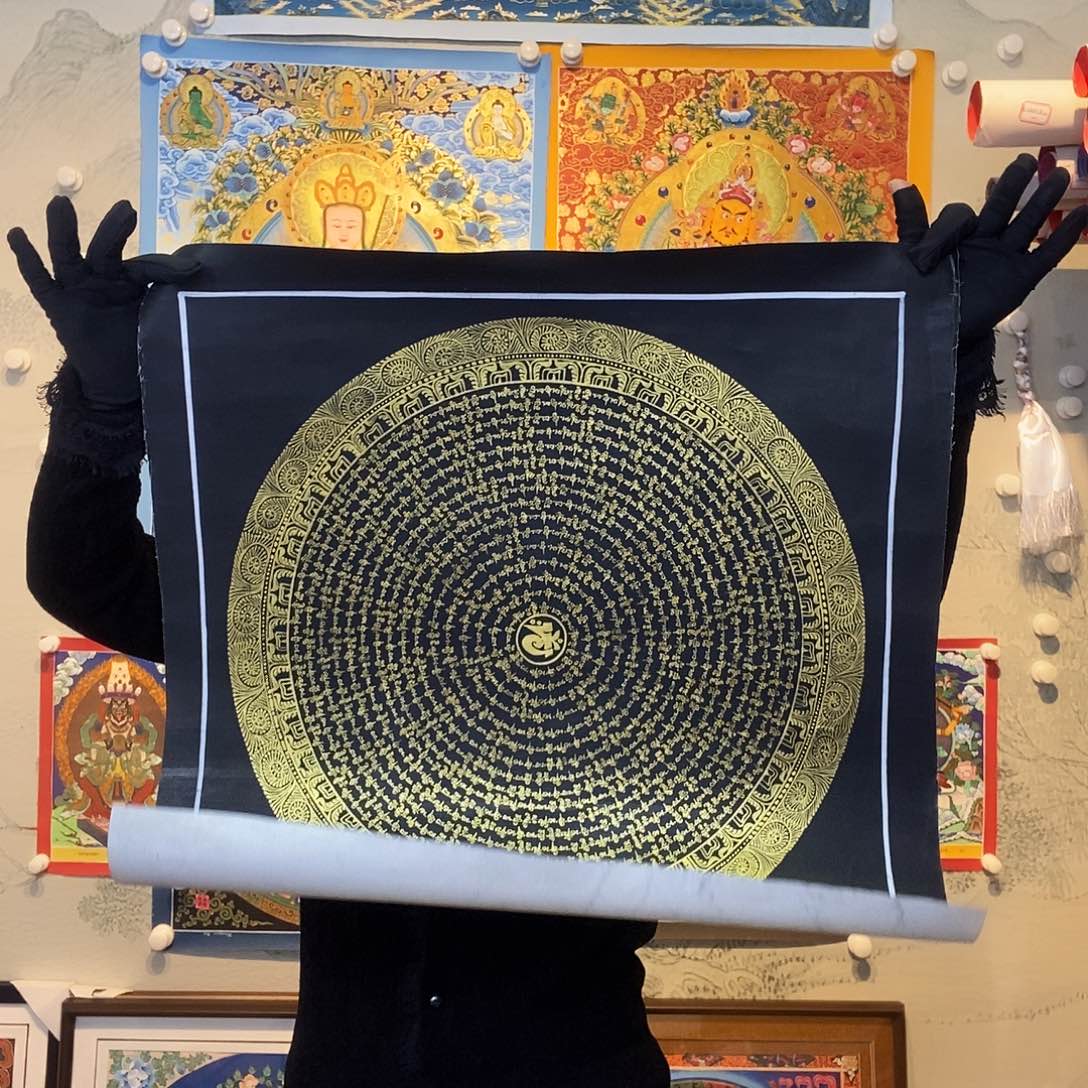 卷轴画纯手绘六字真言唐卡50厘米左右