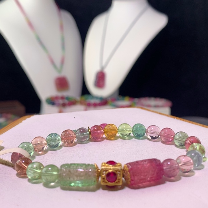 双色碧玺手链未镶嵌