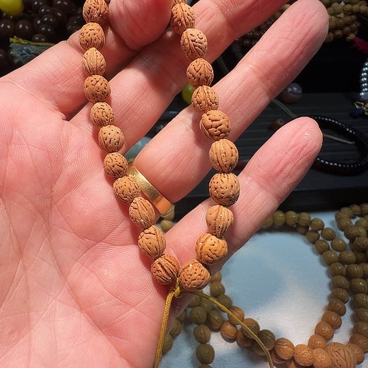 越***物吊坠桃核桃核手串