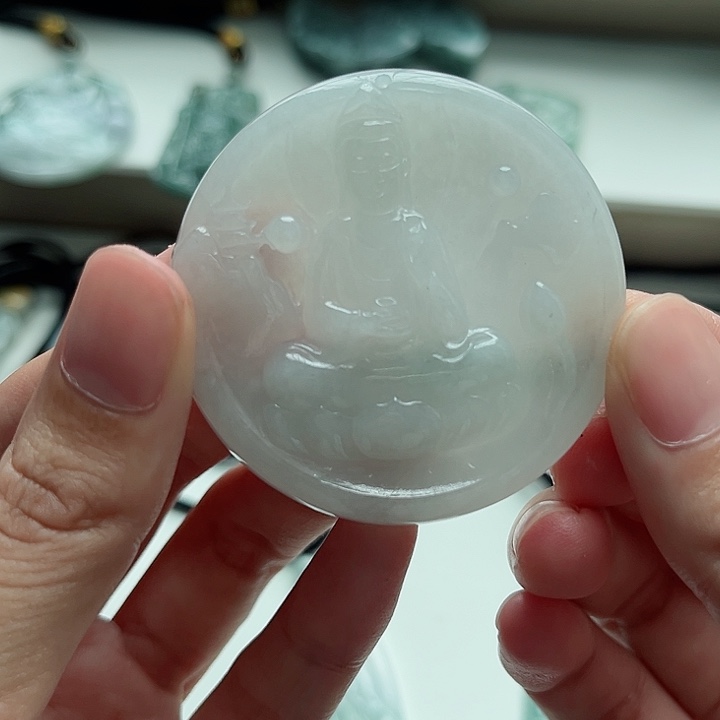 翡翠未镶嵌颈饰翡翠