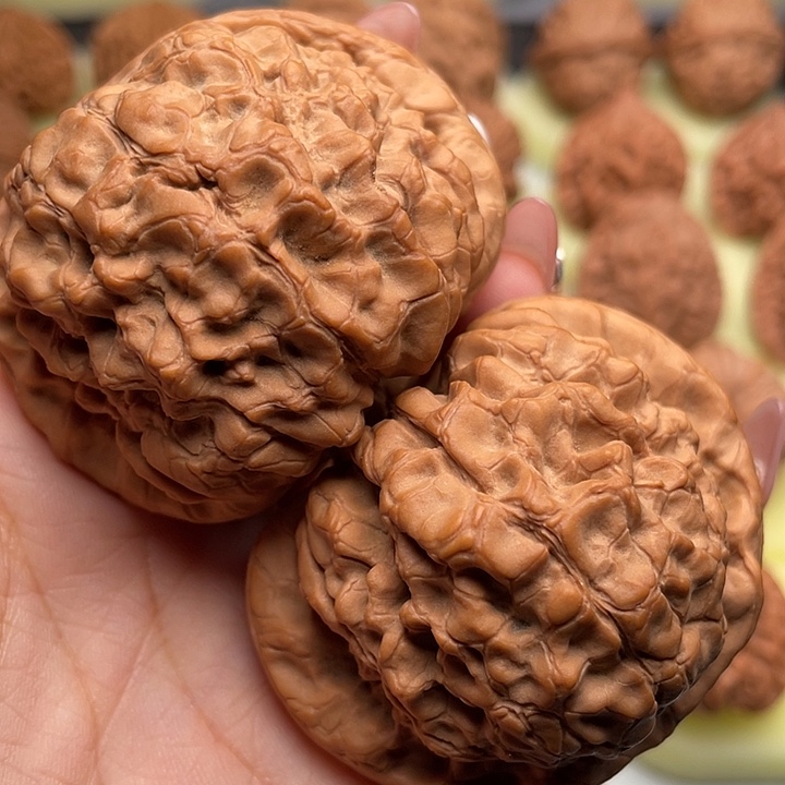 文玩核桃吊坠D龙鼎