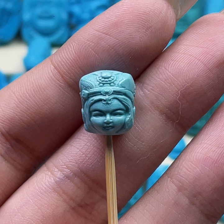 绿松石未镶嵌挂件