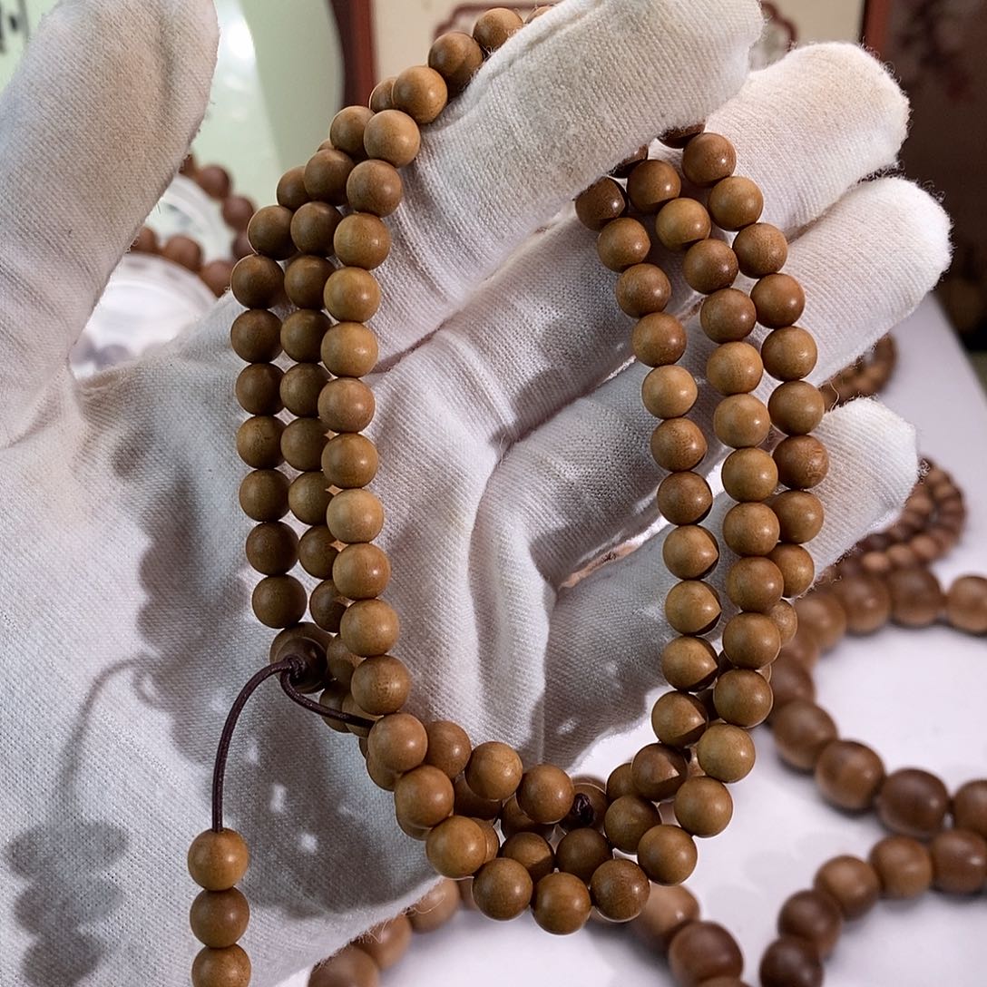 齐***风手串/手链檀香木顺纹黑肉0.6*108福利