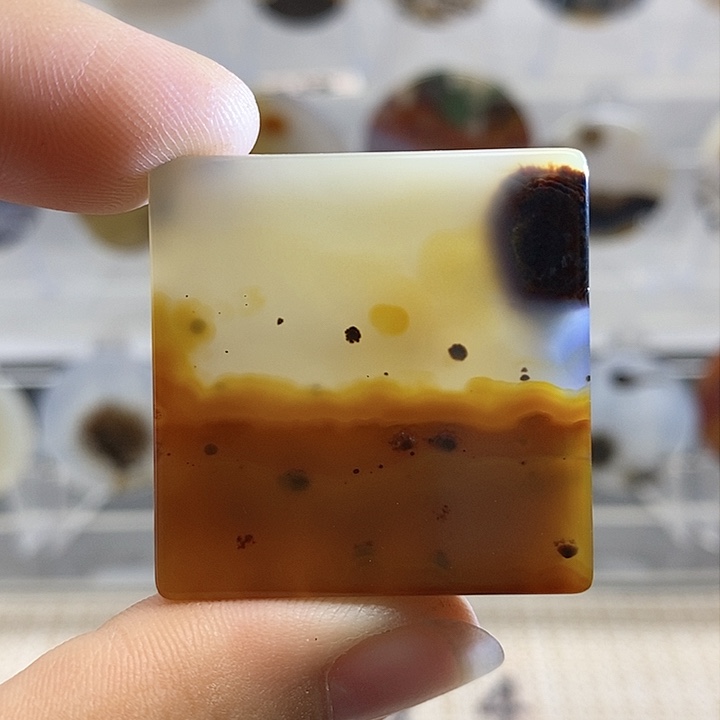 未镶嵌颈饰玛瑙/玉髓