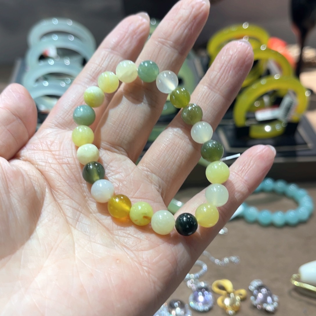 岫玉手镯未镶嵌手镯