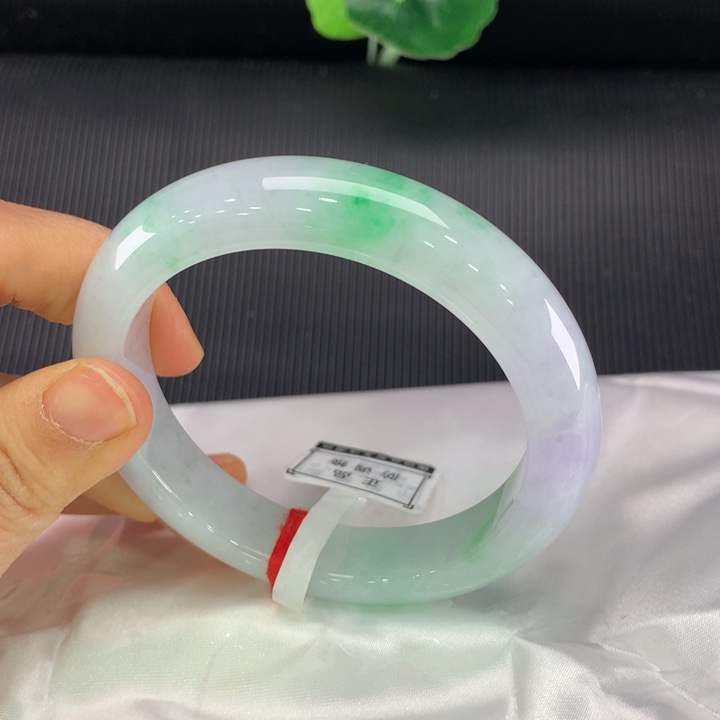 翡翠手镯未镶嵌薇正圈59