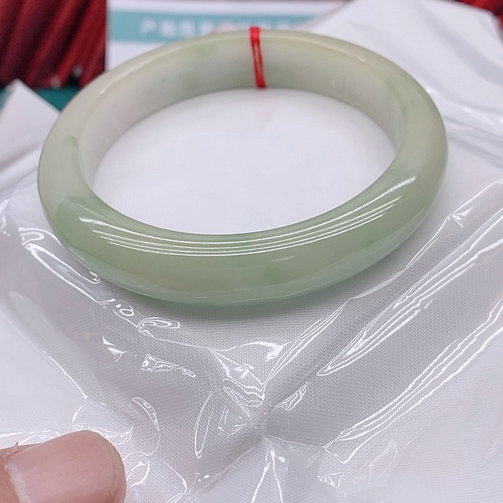 翡翠手镯未镶嵌胖*455555555