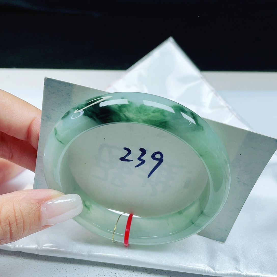 翡翠未镶嵌手镯 正圈58