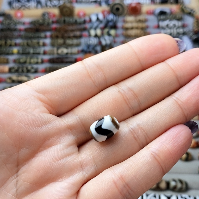 【闪购商品】玛瑙/玉髓颈饰未镶嵌淡**香