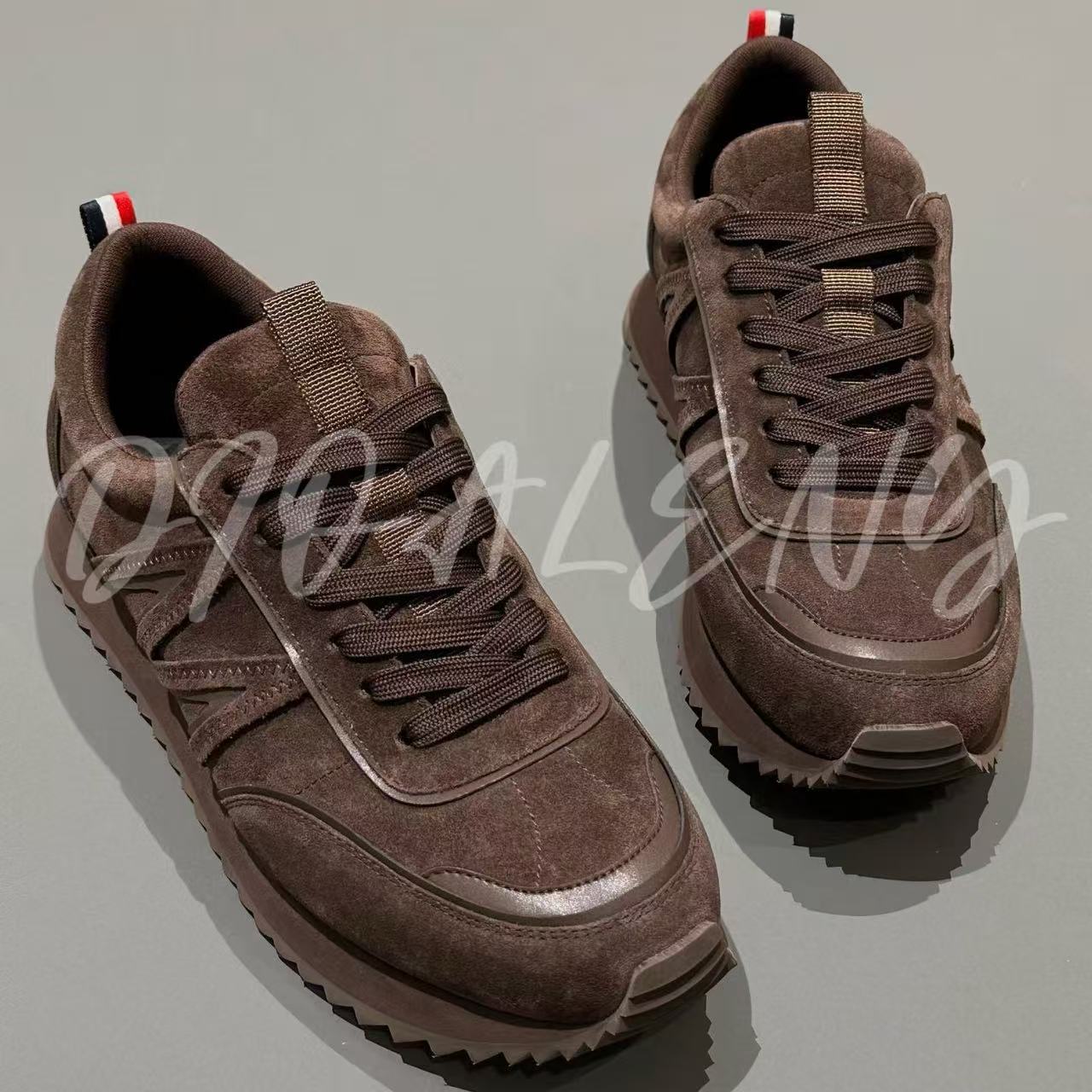 【帅老板】9115冬季轻奢男士高品质百搭复古拼色休闲运动鞋