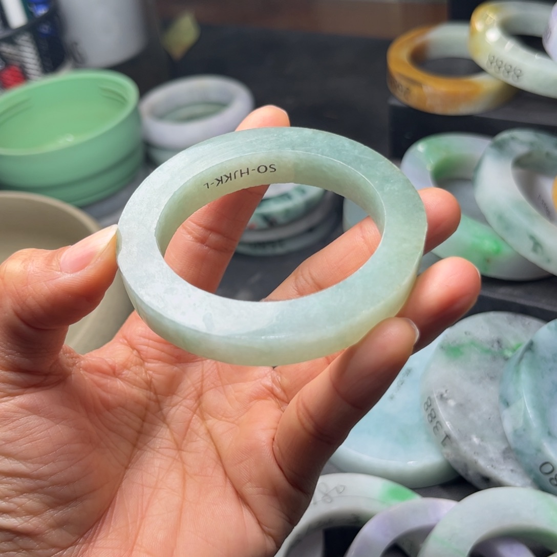 定制翡翠手镯未镶嵌