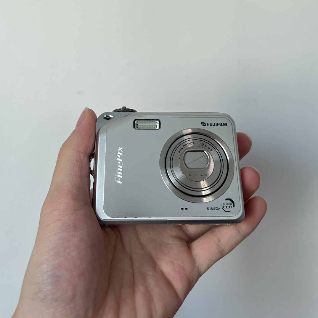 9新 Fujifilm/富士 v10 拍照好看复古色调非质量no退no换