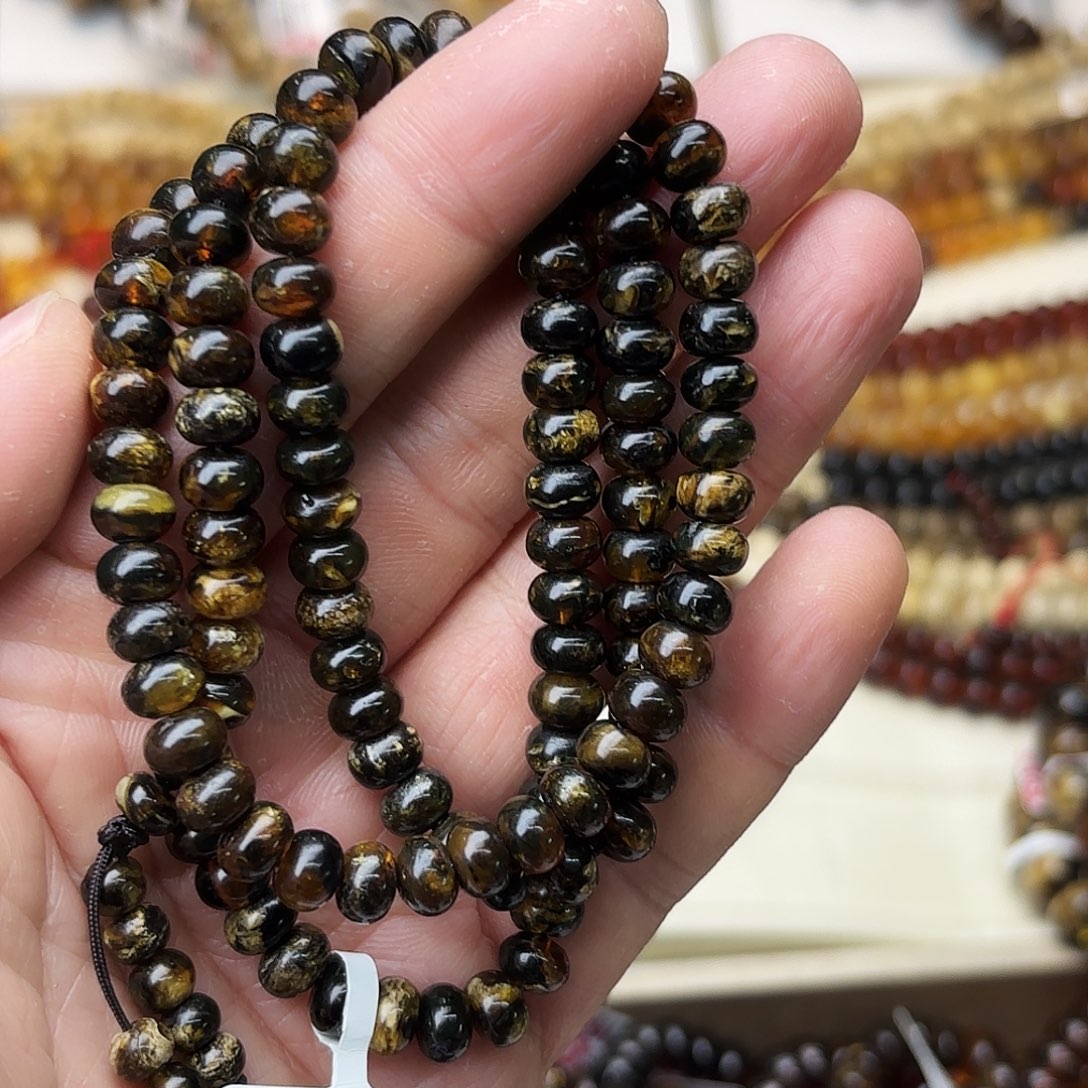 琥珀未镶嵌裸石七91356