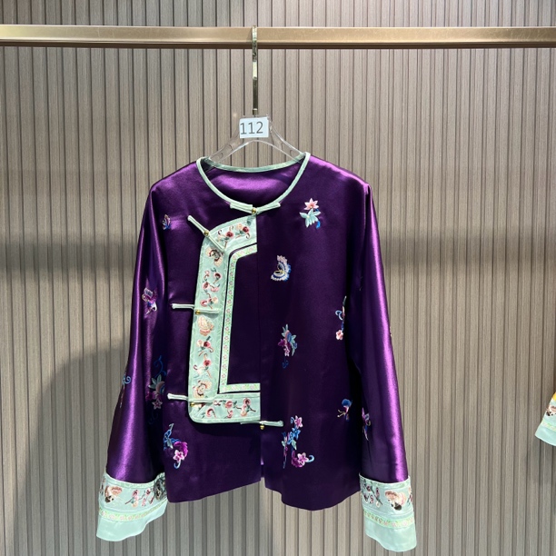 贵夫人 醋酸重工刺绣贵气高端新中式秋冬外套