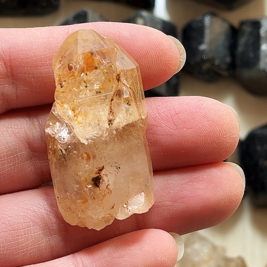 燊***珏未镶嵌珠宝半成品水晶