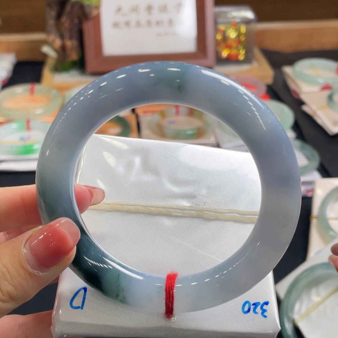 翡翠手镯未镶嵌59天然A货