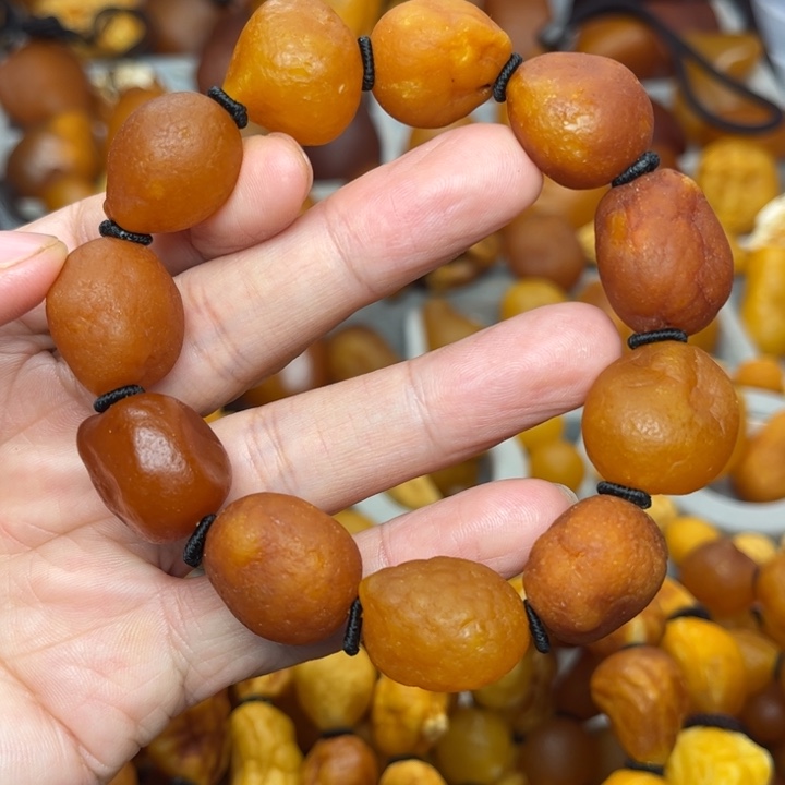 琥珀未镶嵌裸石天然蜜蜡手串