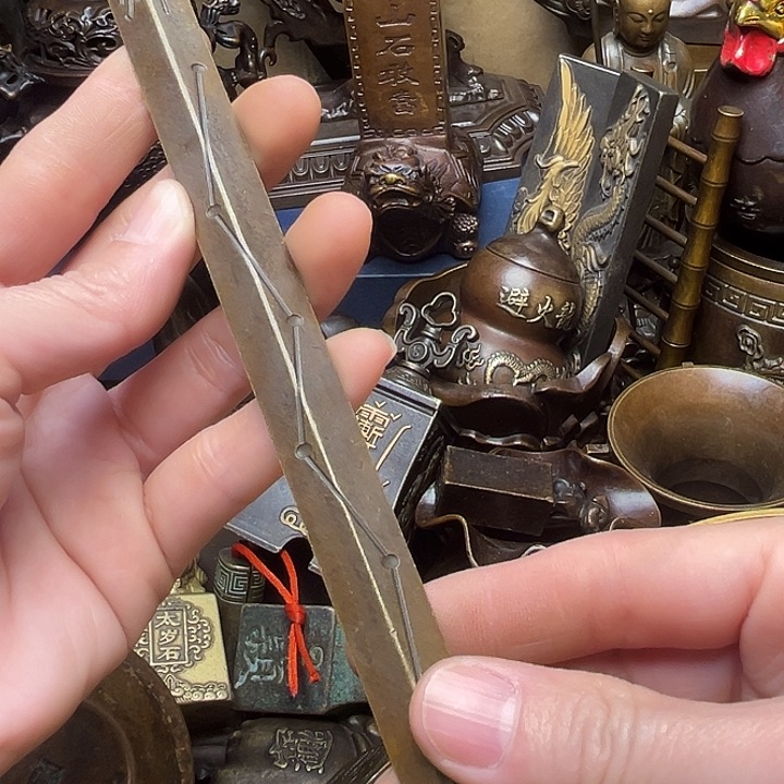 精美铜器批发档口