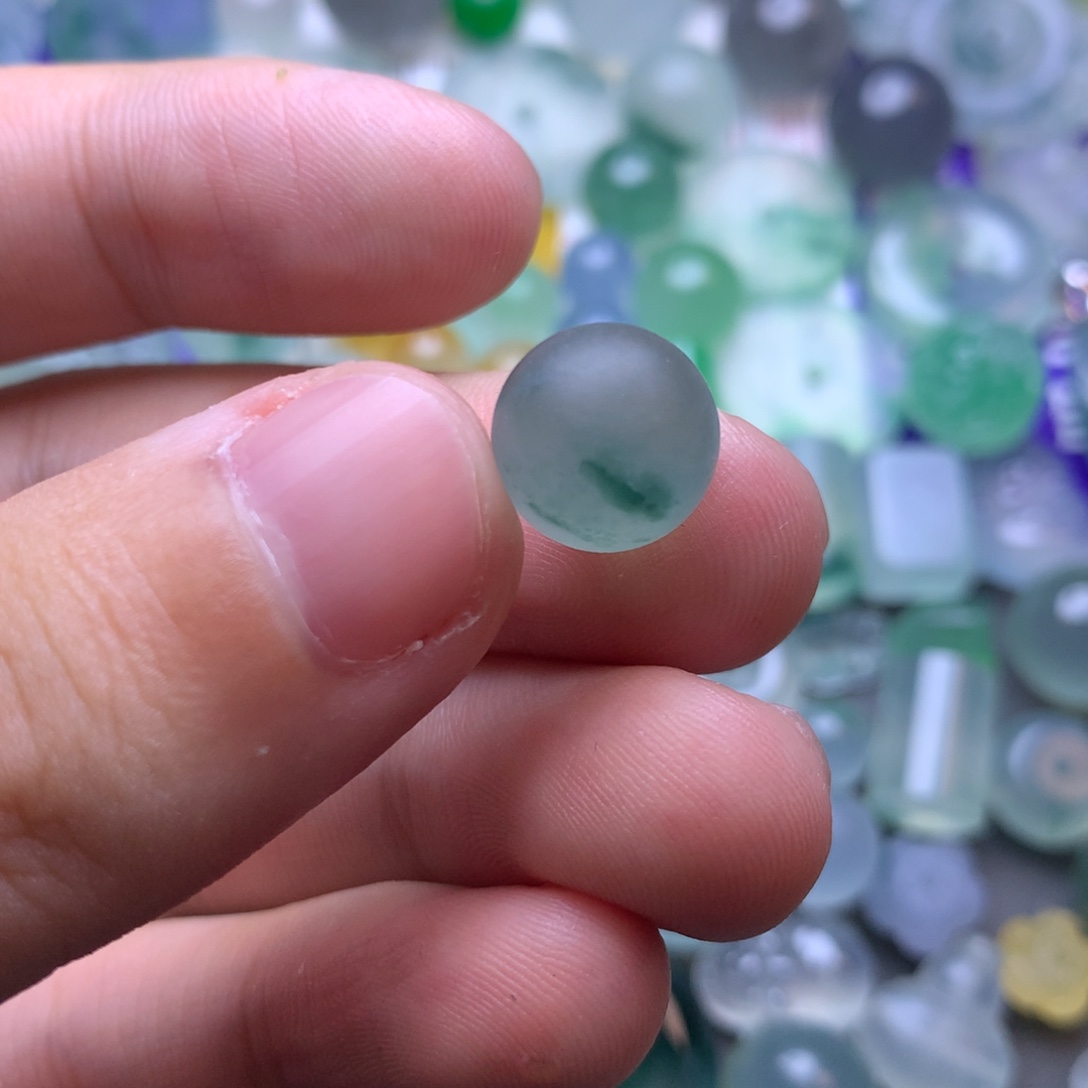 定制翡翠未镶嵌珠子