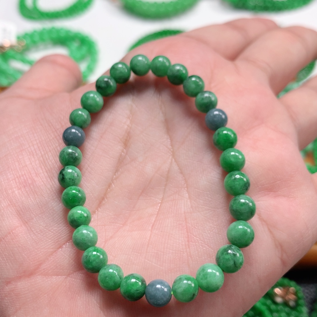 翡翠未镶嵌手链翡翠