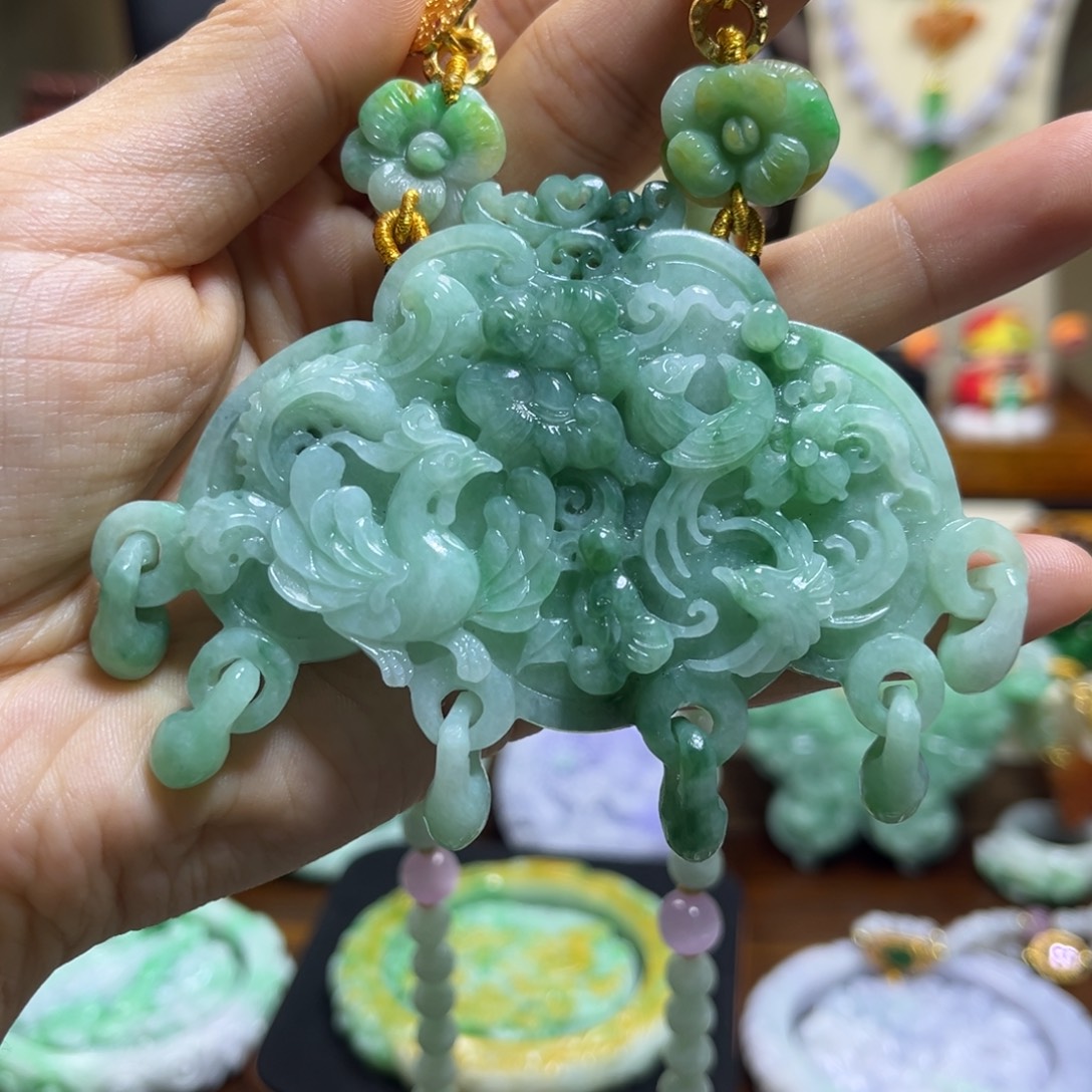 翡翠未镶嵌颈饰天然翡翠