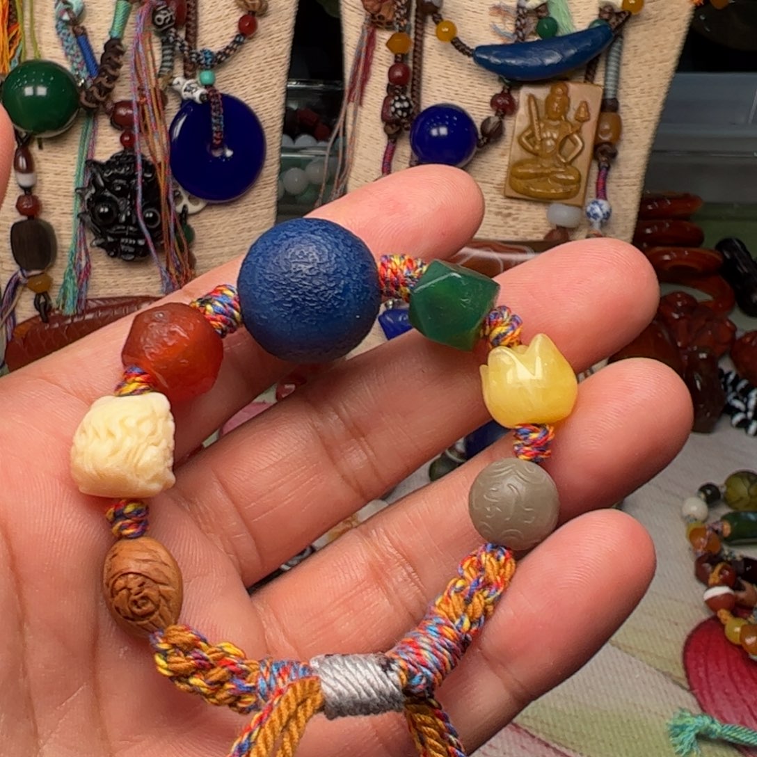 玛瑙/玉髓颈饰未镶嵌