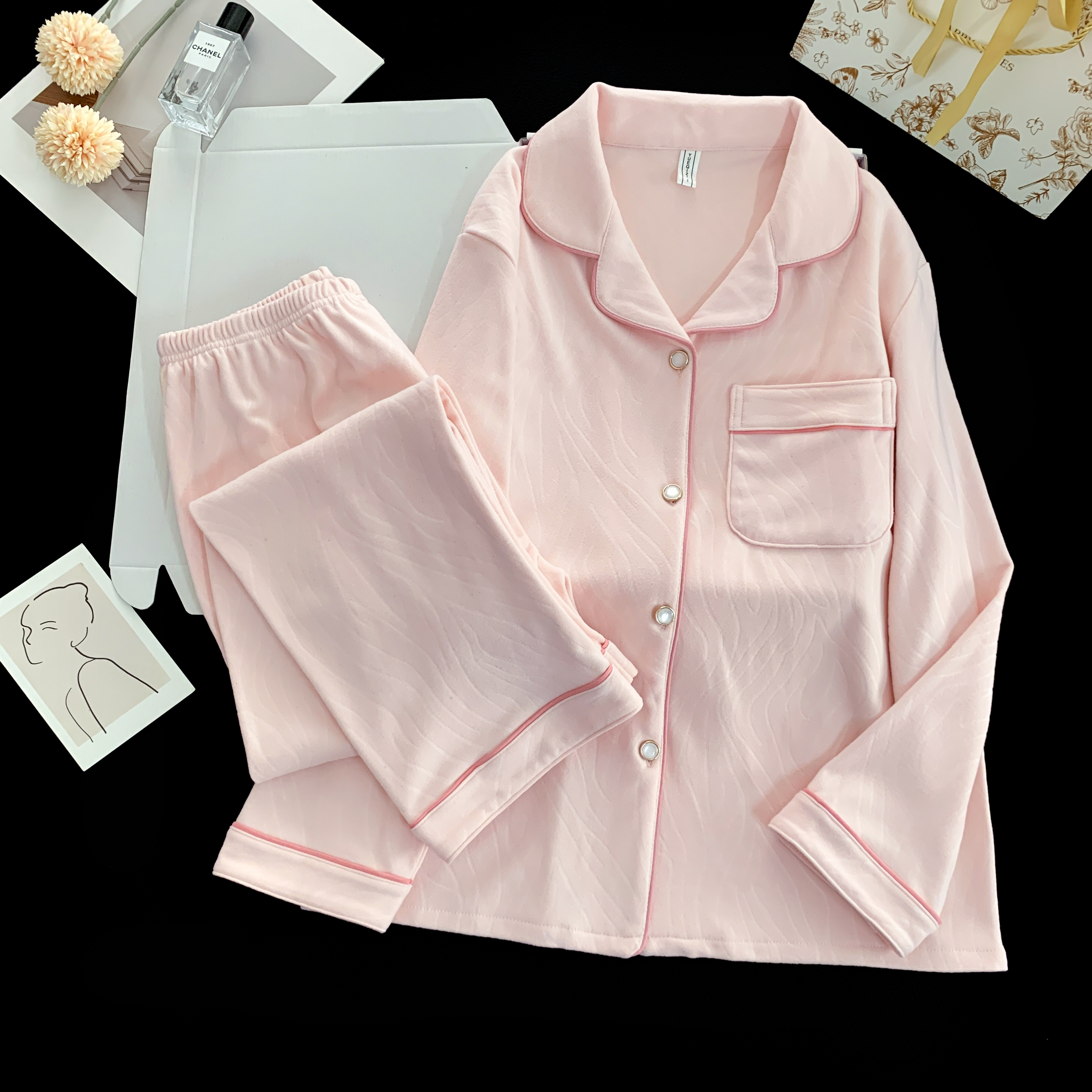 秋冬季德绒加厚睡衣女少女可爱保暖抗静电新款家居服套装