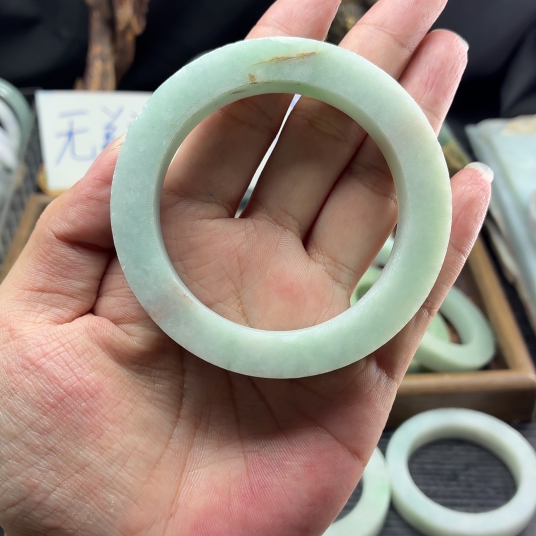 定制翡翠未镶嵌缅甸翡翠A货手镯毛胚定制