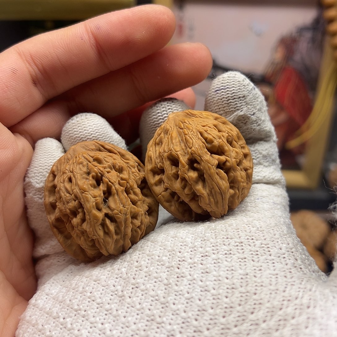 吊坠文玩核桃37全品虎头，有磕尖