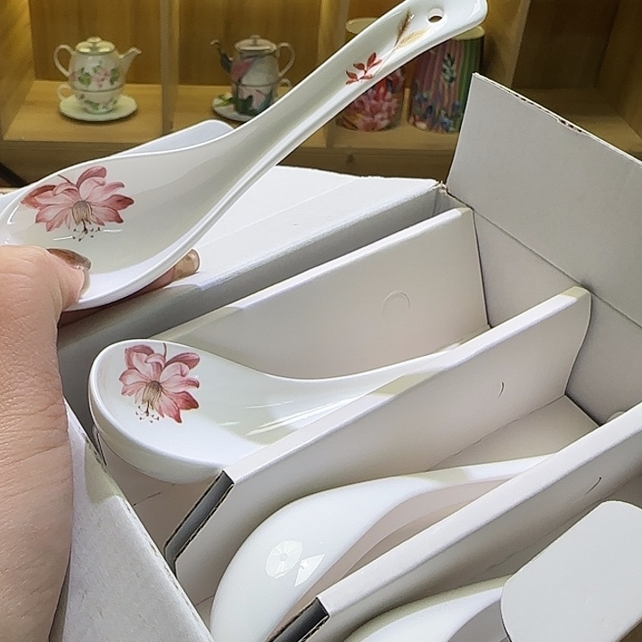骨瓷实付满10包邮哈