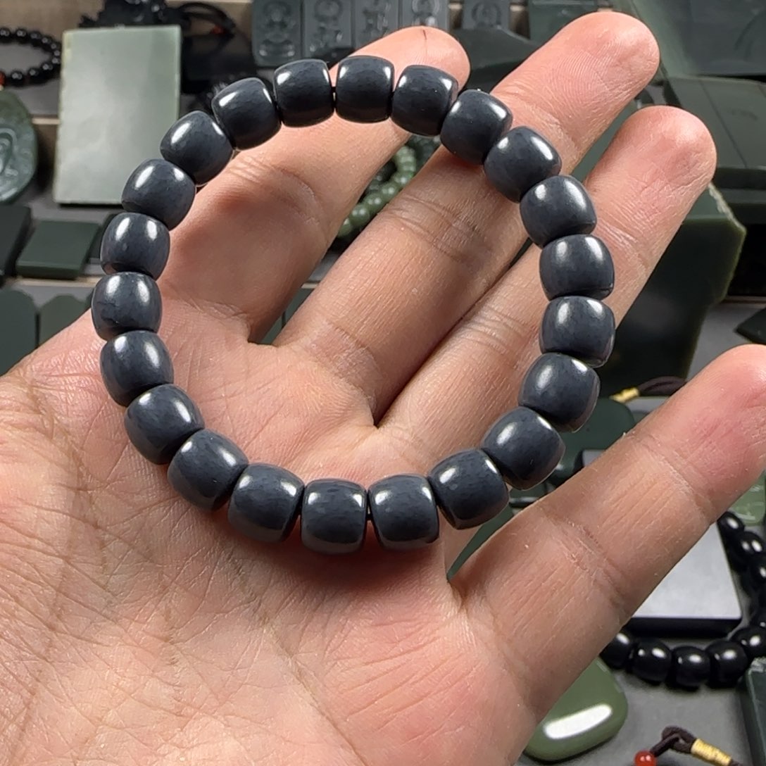 未镶嵌手串和田玉（墨玉）