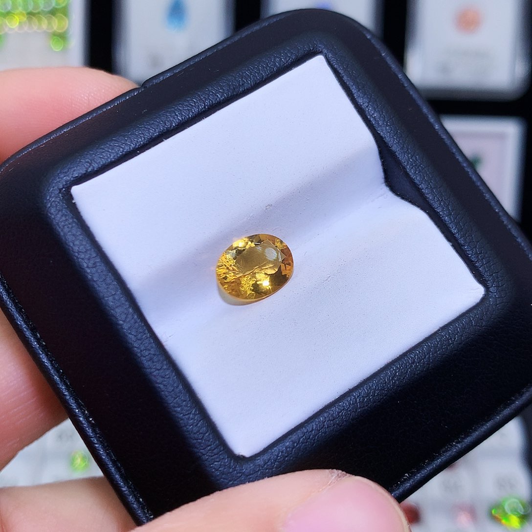 黄晶裸石未镶嵌7✖️9