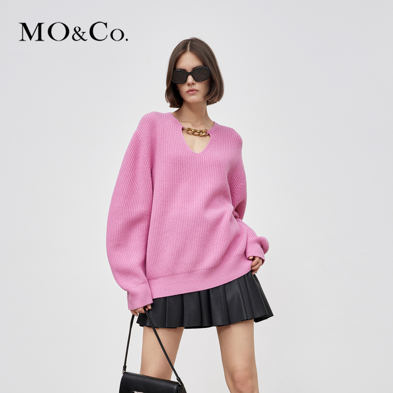 【陈嘉尔专属】【防寒】MOCO秋季V领链条绵羊毛针织衫毛衣MBC3SWTT28
