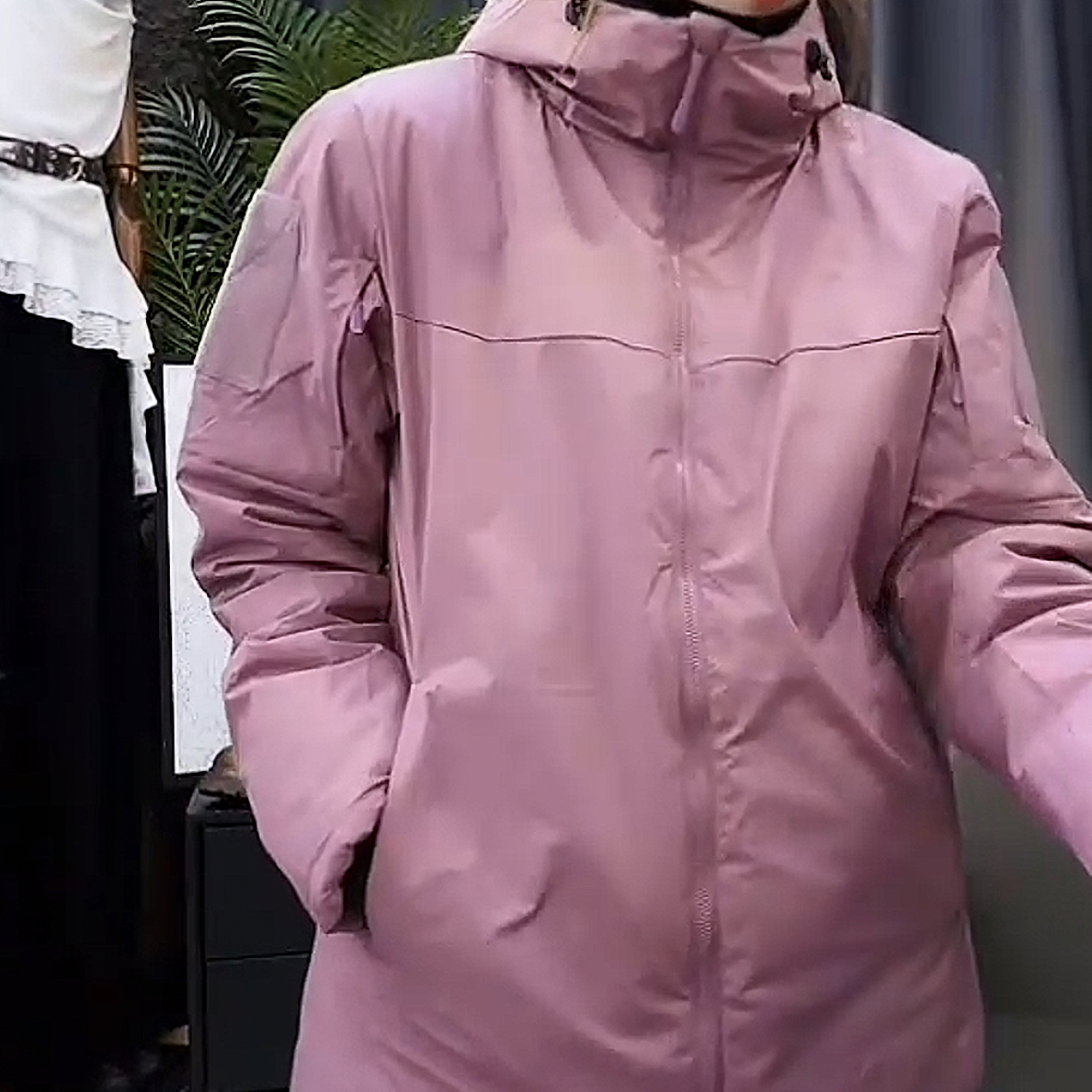 户外轻量化秋冬情侣防风防泼水加厚连帽蓄热保暖棉服外套