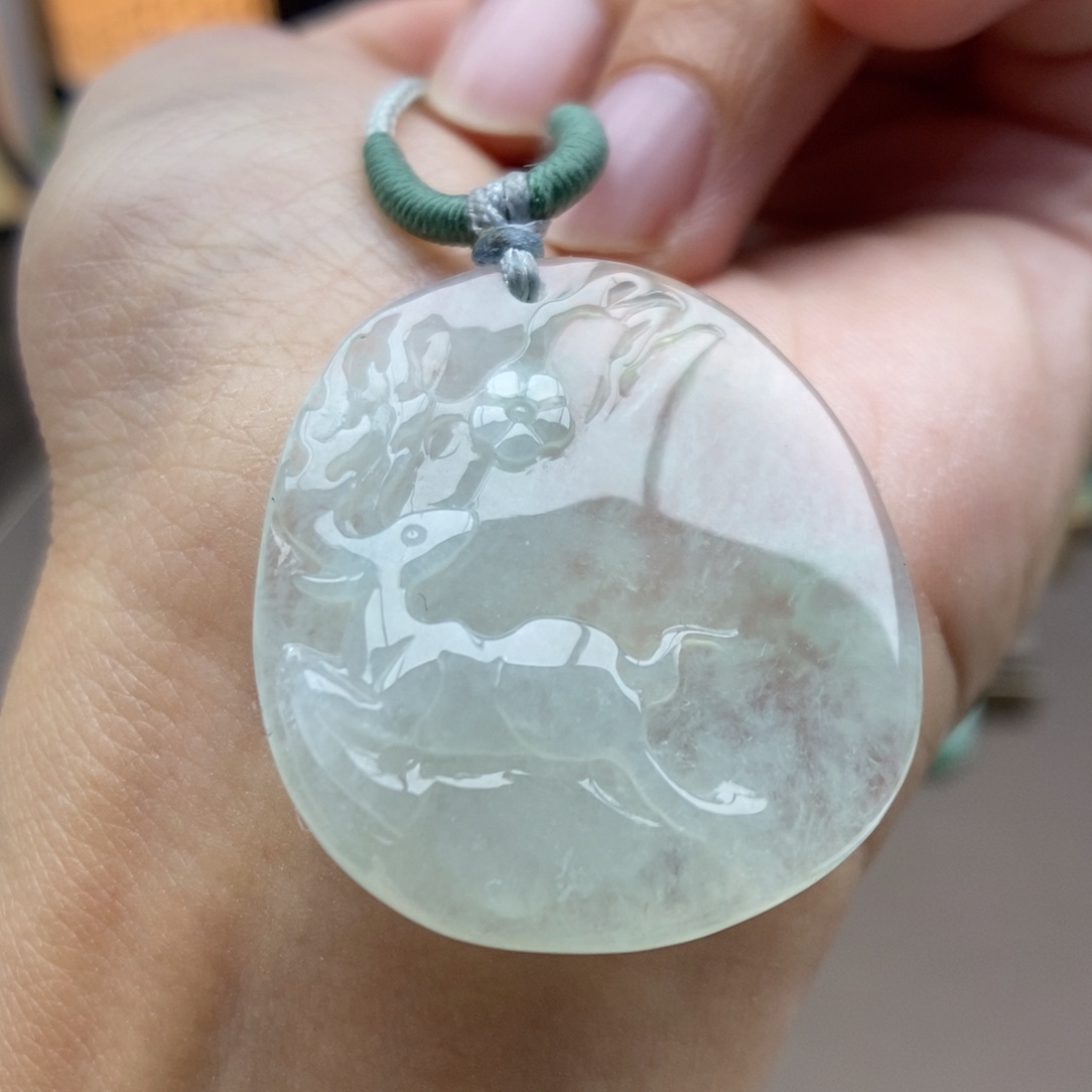 翡翠未镶嵌颈饰吊坠70