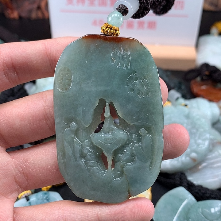 翡翠未镶嵌颈饰天然保真a货