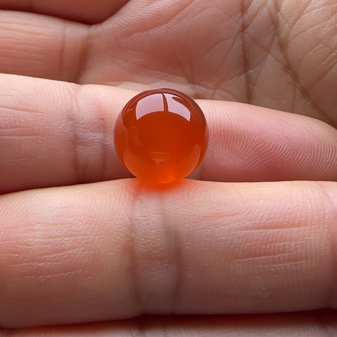 南红玛瑙圆珠12.6未镶嵌