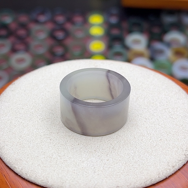 和田玉戒指未镶嵌18.2内径17圈意境紫