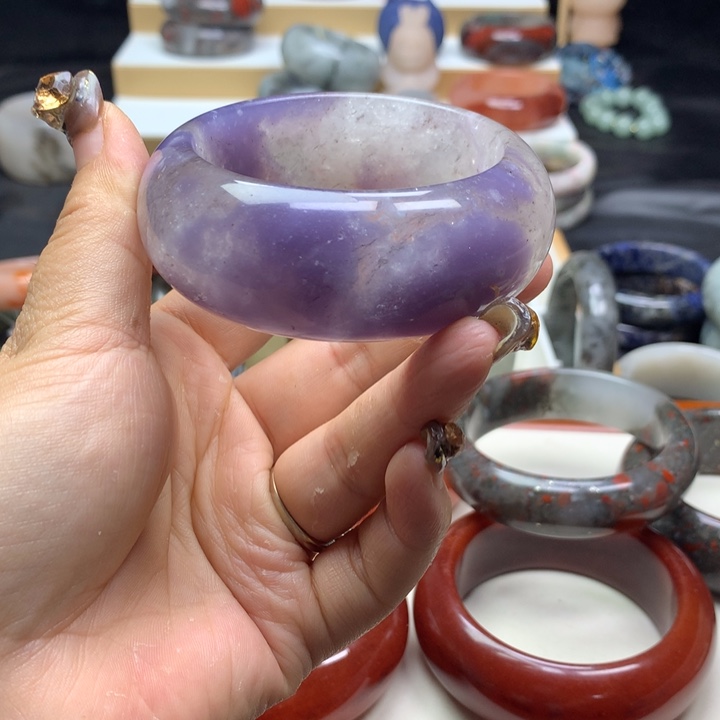 未镶嵌手镯石英质玉一**月